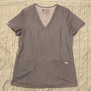 FIGS graphite casma top XS